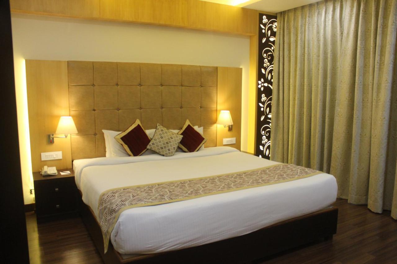 Ramada By Wyndham Varanasi Katesar Chandauli Экстерьер фото
