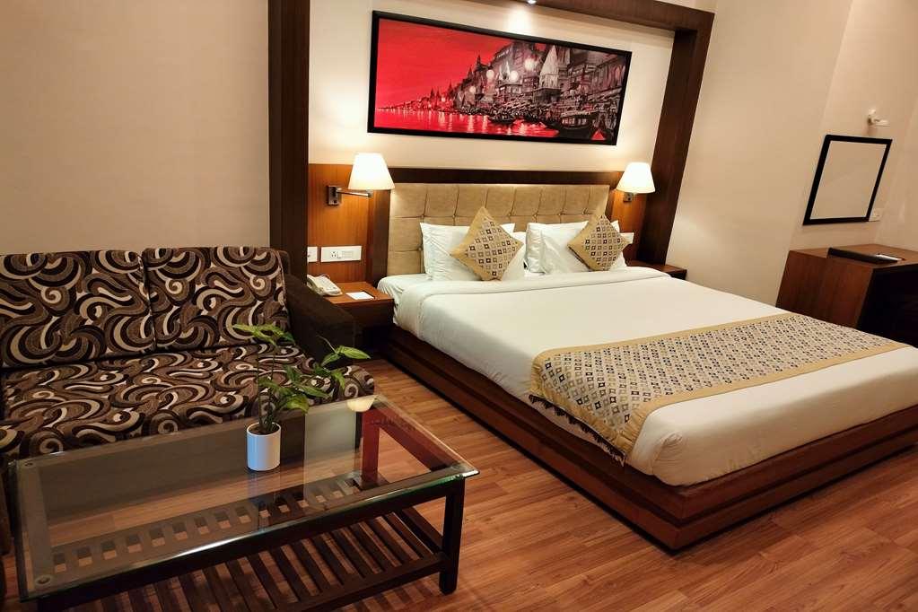 Ramada By Wyndham Varanasi Katesar Chandauli Номер фото